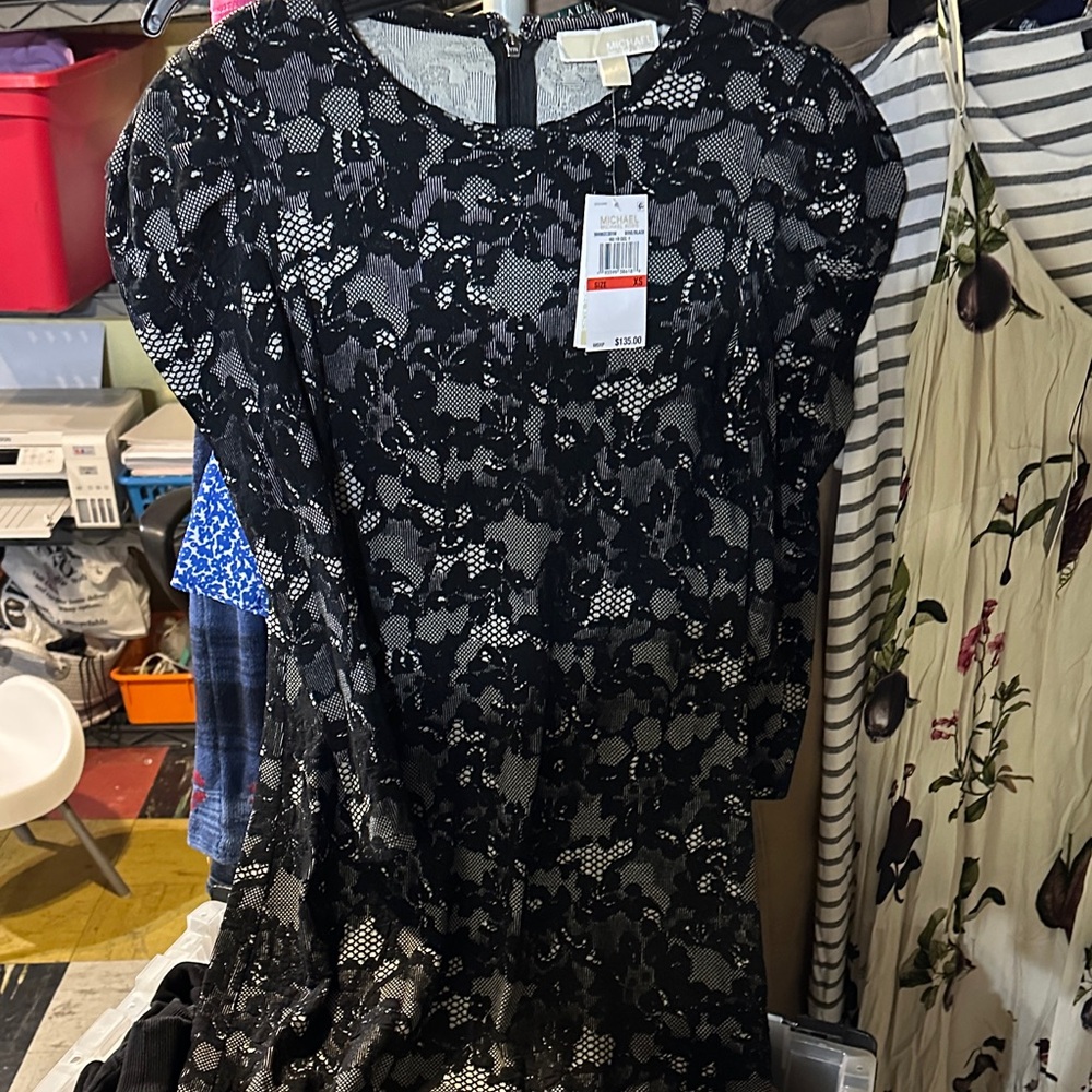 NWT Michael Kors Black Floral Lace Dress xs $135